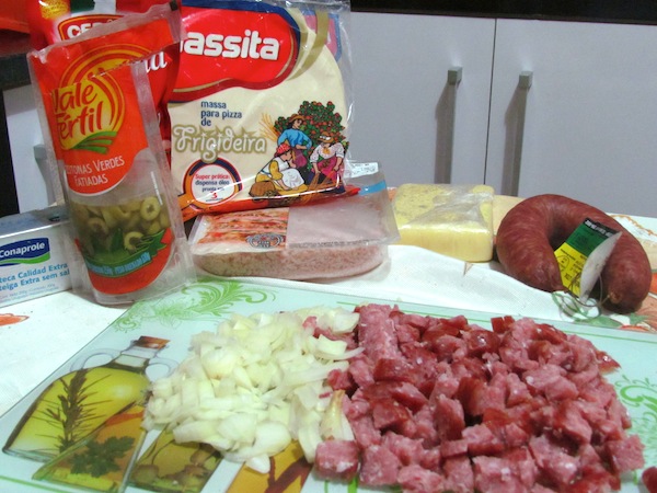 Ingredientes da Pizza de Frigideira Ingredientes da Pizza de Frigideira