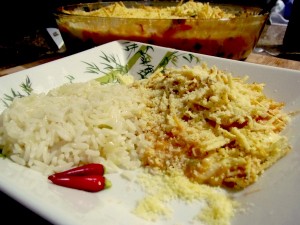 Camarões ao catupiry e arroz branco