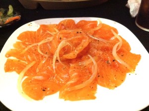 Carpaccio de salmão