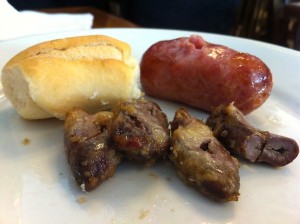 Entradas básicas: coração e linguicinha