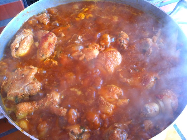 Cozinhando a galinhada Cozinhando a galinhada