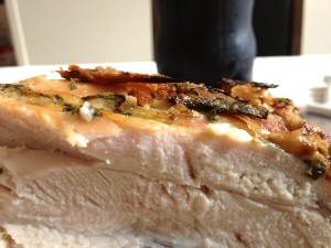 Frango assado com limão siliciano e ervas