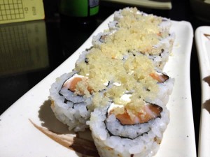Salmão Crispy: filadélfia com massa crocante