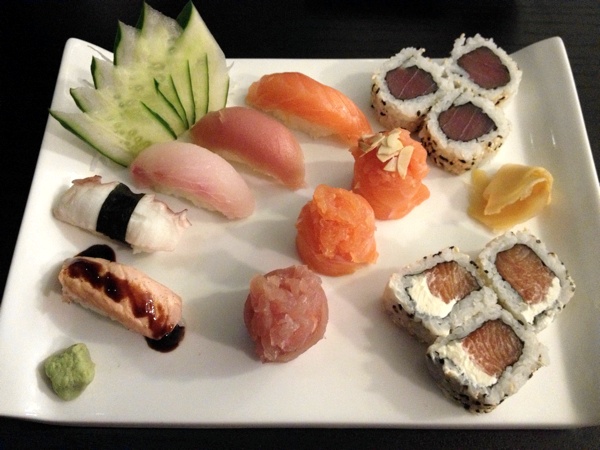 toro-yam-combinado-sushis
